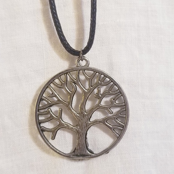 Silver Tree of Life Necklace & Earrings - Picture 2 of 8